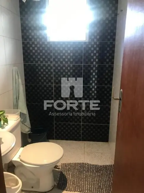 Foto 3 de Casa com 1 quarto à venda, 55m2 em Parque das Varinhas, Mogi Das Cruzes - SP