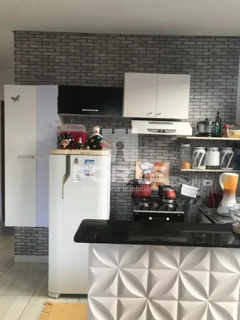 Foto 1 de Casa com 1 quarto à venda, 55m2 em Parque das Varinhas, Mogi Das Cruzes - SP