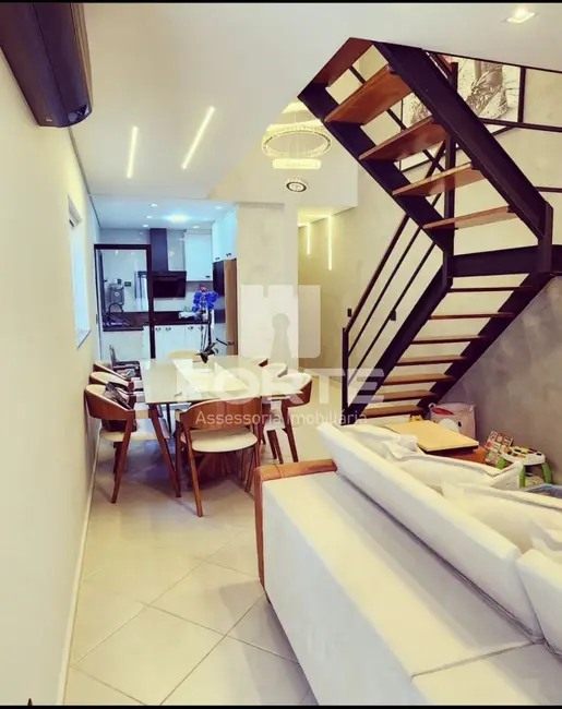 Foto 2 de Casa com 3 quartos à venda, 128m2 em Vila Nova Aparecida, Mogi Das Cruzes - SP