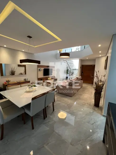 Foto 6 de Casa com 3 quartos à venda, 225m2 em Cézar de Souza, Mogi Das Cruzes - SP