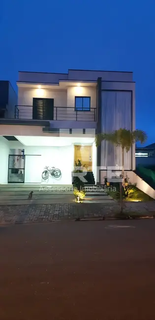 Foto 1 de Casa com 3 quartos à venda, 225m2 em Cézar de Souza, Mogi Das Cruzes - SP