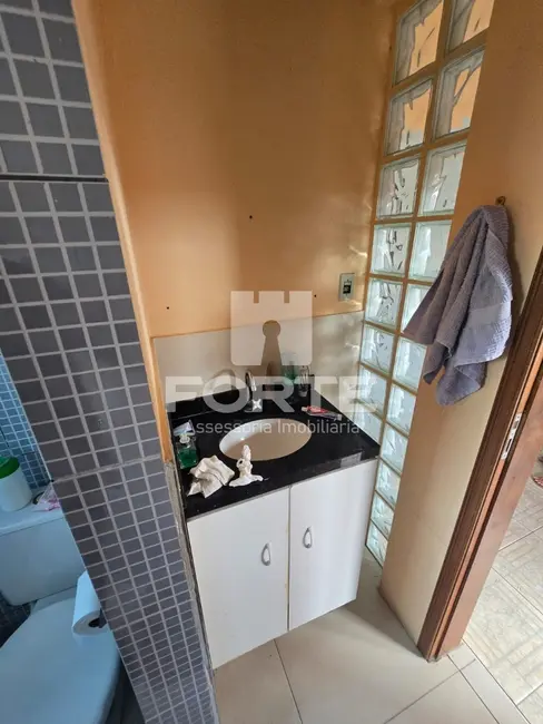Casa com 1 quarto para alugar, 100m2 em Parque Ponte Grande, Mogi Das Cruzes - SP - imagem 4 Foto 4 de Casa com 1 quarto para alugar, 100m2 em Parque Ponte Grande, Mogi Das Cruzes - SP