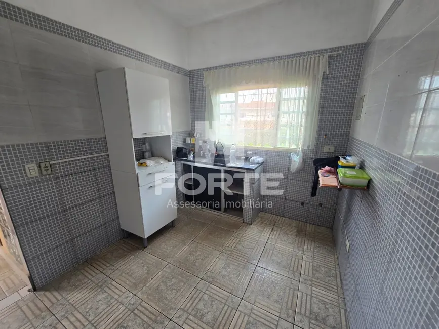 Casa com 1 quarto para alugar, 100m2 em Parque Ponte Grande, Mogi Das Cruzes - SP - imagem 1 Foto 1 de Casa com 1 quarto para alugar, 100m2 em Parque Ponte Grande, Mogi Das Cruzes - SP