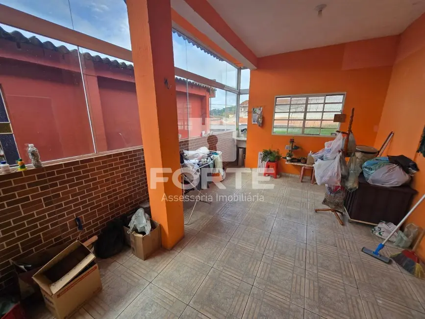 Casa com 1 quarto para alugar, 100m2 em Parque Ponte Grande, Mogi Das Cruzes - SP - imagem 8 Foto 8 de Casa com 1 quarto para alugar, 100m2 em Parque Ponte Grande, Mogi Das Cruzes - SP