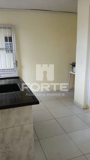 Casa com 1 quarto para alugar, 40m2 em Jardim Náutico, Mogi Das Cruzes - SP - imagem 8 Foto 8 de Casa com 1 quarto para alugar, 40m2 em Jardim Náutico, Mogi Das Cruzes - SP