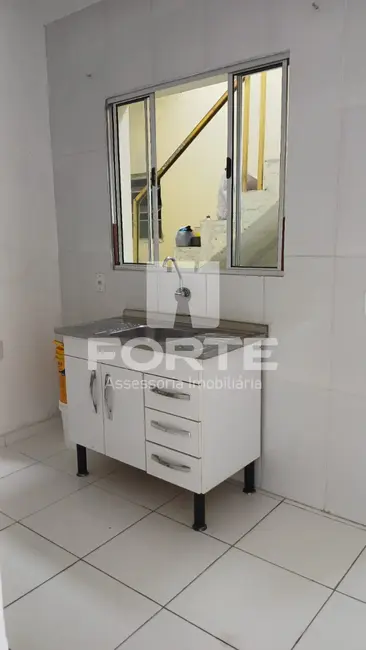 Foto 1 de Casa com 1 quarto para alugar, 40m2 em Jardim Náutico, Mogi Das Cruzes - SP