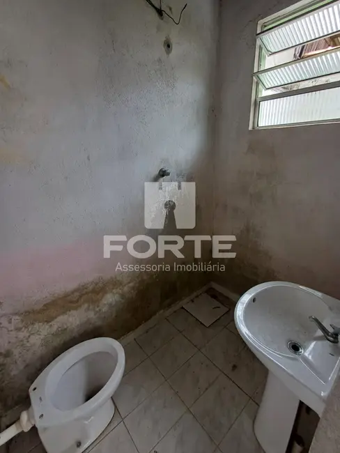 Casa com 3 quartos à venda, 360m2 em Vila Lavínia, Mogi Das Cruzes - SP - imagem 7 Foto 7 de Casa com 3 quartos à venda, 360m2 em Vila Lavínia, Mogi Das Cruzes - SP