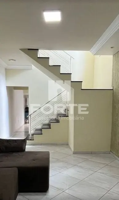 Foto 4 de Casa com 3 quartos à venda, 122m2 em Vila Suissa, Mogi Das Cruzes - SP