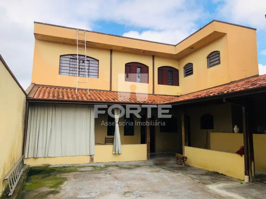 Foto 1 de Casa com 3 quartos à venda, 250m2 em Jardim Náutico, Mogi Das Cruzes - SP