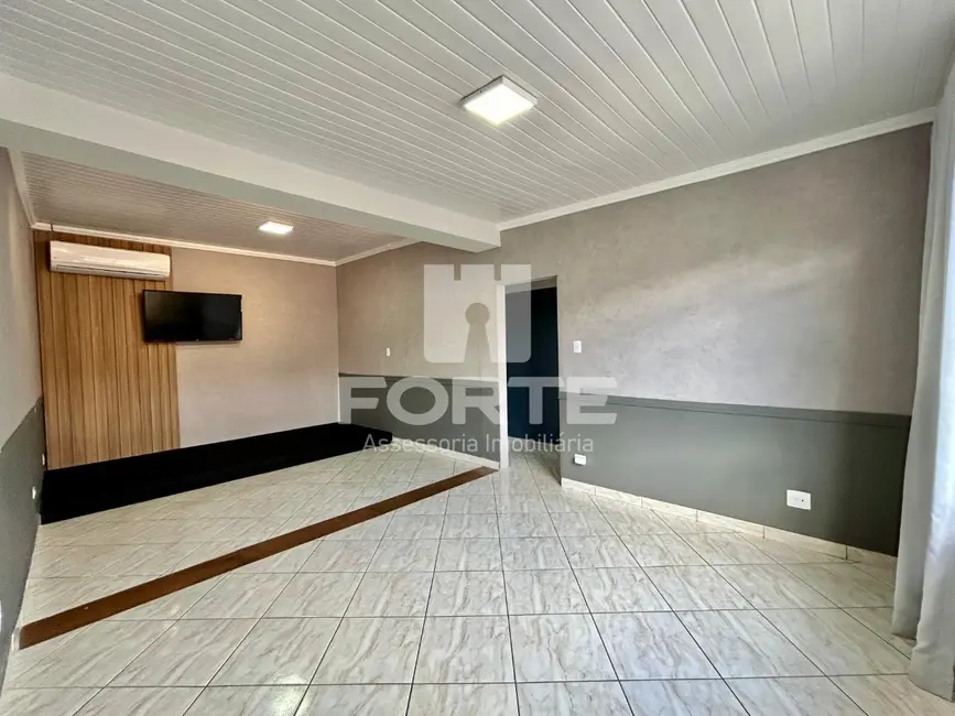 Sala Comercial para alugar, 132m2 em Centro, Mogi Das Cruzes - SP - imagem 9 Foto 9 de Sala Comercial para alugar, 132m2 em Centro, Mogi Das Cruzes - SP