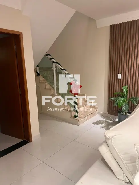 Foto 3 de Casa com 3 quartos à venda, 152m2 em Jardim São Pedro, Mogi Das Cruzes - SP