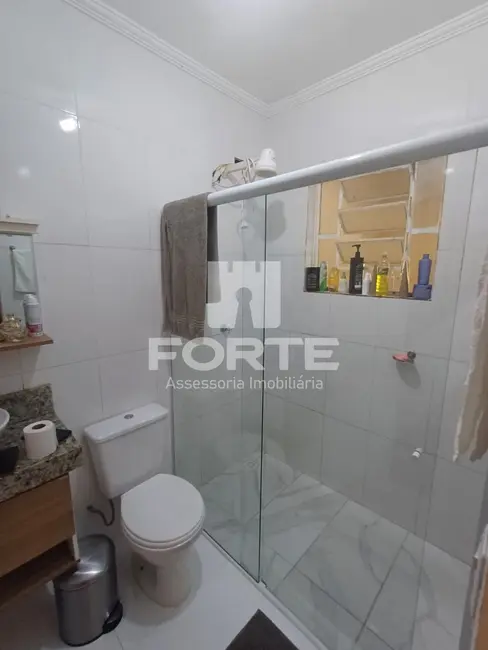 Casa com 3 quartos à venda, 163m2 em Chácara Nossa Senhora Aparecida I, Suzano - SP - imagem 5 Foto 5 de Casa com 3 quartos à venda, 163m2 em Chácara Nossa Senhora Aparecida I, Suzano - SP