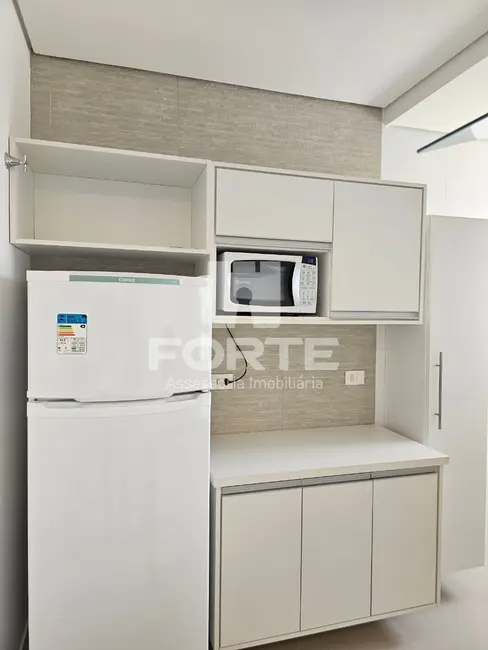 Foto 2 de Apartamento com 1 quarto para alugar, 43m2 em Loteamento Mogilar, Mogi Das Cruzes - SP