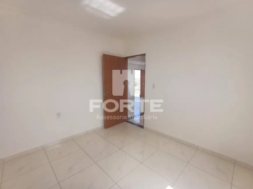 Apartamento com 2 quartos para alugar, 46m2 em Vila Paulista, Mogi Das Cruzes - SP - imagem 6 Foto 6 de Apartamento com 2 quartos para alugar, 46m2 em Vila Paulista, Mogi Das Cruzes - SP
