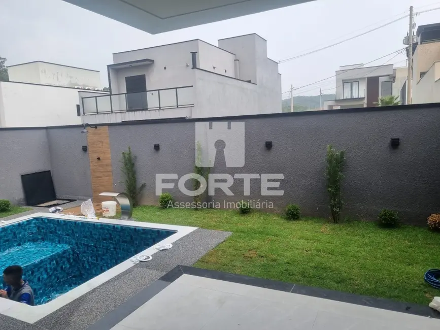 Foto 6 de Casa de Condomínio com 3 quartos à venda, 280m2 em Cézar de Souza, Mogi Das Cruzes - SP