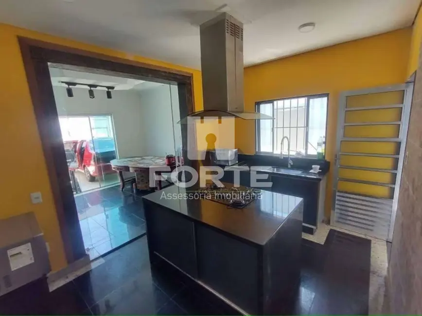 Foto 9 de Casa com 3 quartos à venda, 175m2 em Vila Brasileira, Mogi Das Cruzes - SP