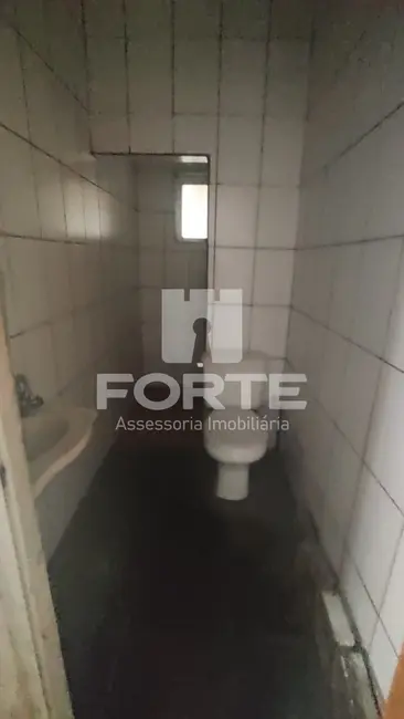 Casa com 1 quarto para alugar, 40m2 em Vila Natal, Mogi Das Cruzes - SP - imagem 7 Foto 7 de Casa com 1 quarto para alugar, 40m2 em Vila Natal, Mogi Das Cruzes - SP