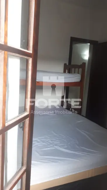 Foto 3 de Casa de Condomínio com 2 quartos à venda, 77m2 em Bertioga - SP