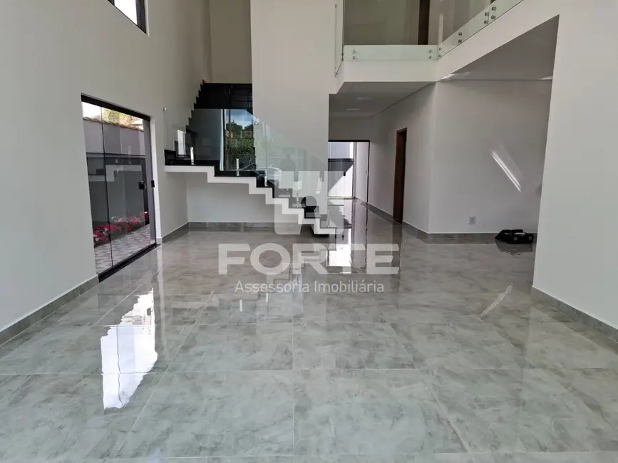 Foto 3 de Casa de Condomínio com 3 quartos à venda, 300m2 em Botujuru, Mogi Das Cruzes - SP