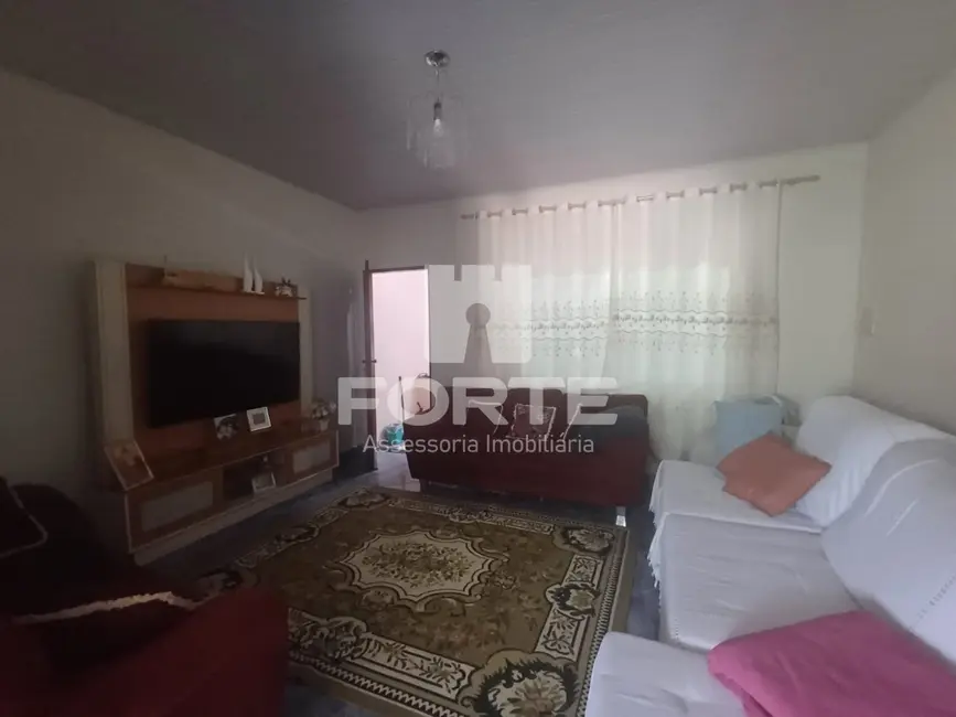 Foto 3 de Casa com 3 quartos à venda, 210m2 em Vila Pomar, Mogi Das Cruzes - SP