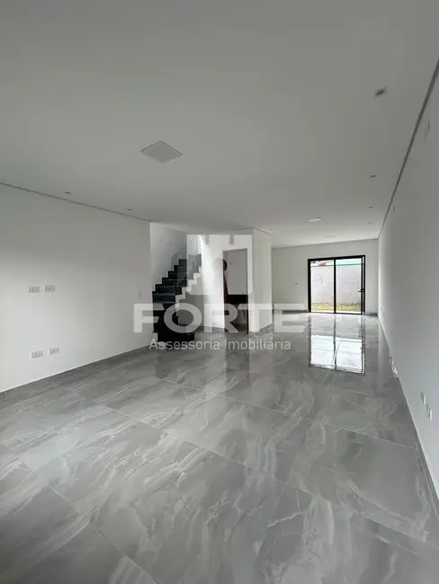 Foto 4 de Casa com 3 quartos à venda, 125m2 em Vila Cecília, Mogi Das Cruzes - SP