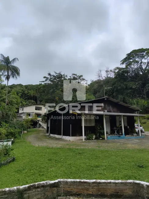 Sítio / Rancho com 6 quartos à venda, 44000m2 em Mogi Das Cruzes - SP - imagem 1 Foto 1 de Sítio / Rancho com 6 quartos à venda, 44000m2 em Mogi Das Cruzes - SP
