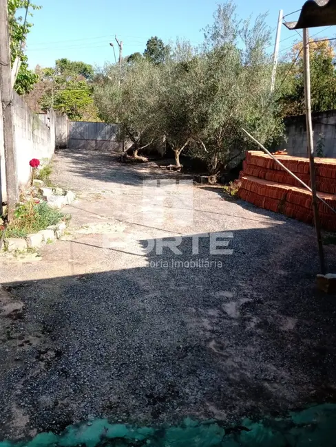 Foto 2 de Chácara com 3 quartos à venda, 250m2 em Jardim Aracy, Mogi Das Cruzes - SP