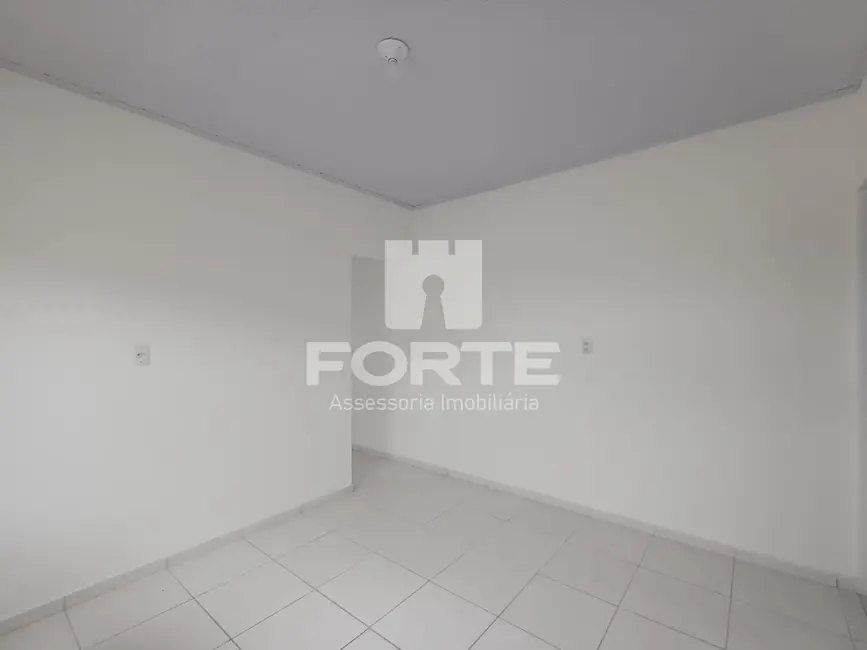 Foto 6 de Casa com 1 quarto para alugar, 40m2 em Vila Paulista, Mogi Das Cruzes - SP