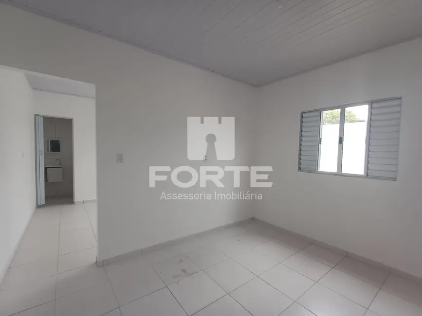 Foto 5 de Casa com 1 quarto para alugar, 40m2 em Vila Paulista, Mogi Das Cruzes - SP