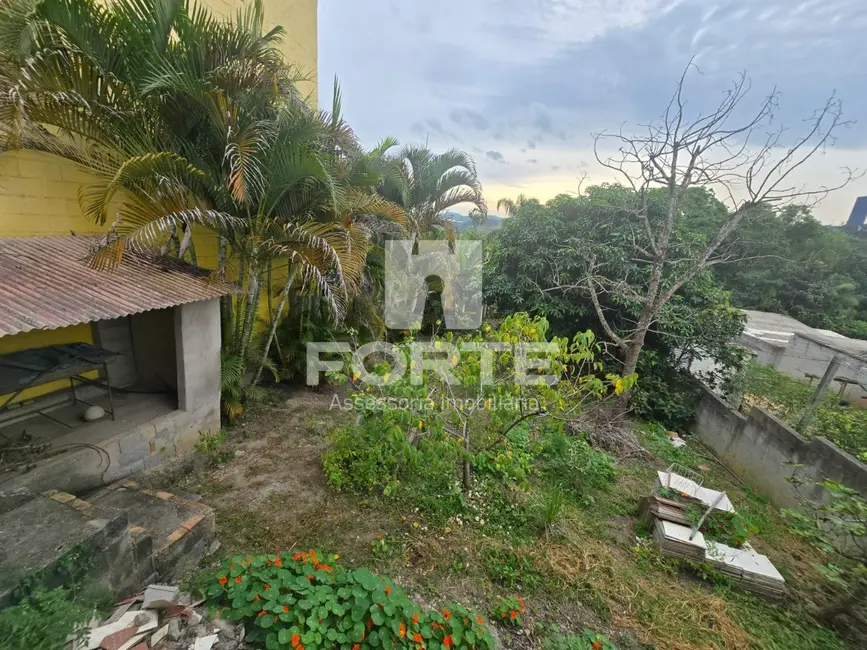 Foto 5 de Terreno / Lote com 1 quarto à venda, 500m2 em Chácara Guanabara, Mogi Das Cruzes - SP