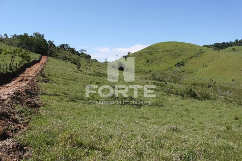 Foto 1 de Terreno / Lote à venda, 90000m2 em Sabaúna, Mogi Das Cruzes - SP