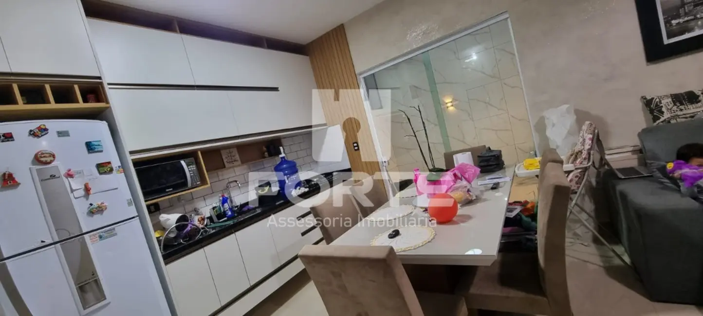 Foto 1 de Casa com 2 quartos à venda, 85m2 em Jardim Esperança, Mogi Das Cruzes - SP