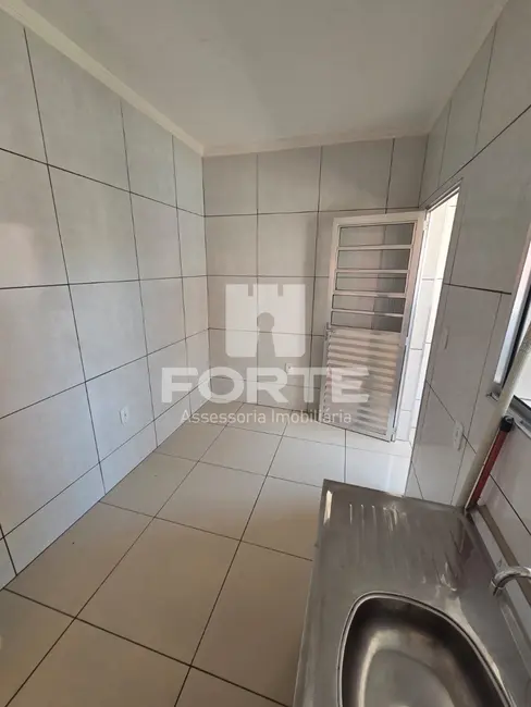 Foto 4 de Casa com 2 quartos para alugar, 78m2 em Jardim Planalto, Mogi Das Cruzes - SP