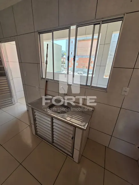 Foto 5 de Casa com 2 quartos para alugar, 78m2 em Jardim Planalto, Mogi Das Cruzes - SP