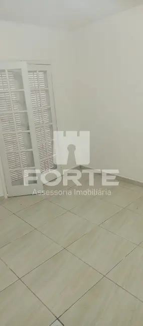 Foto 9 de Casa com 2 quartos para alugar, 150m2 em Alto Ipiranga, Mogi Das Cruzes - SP