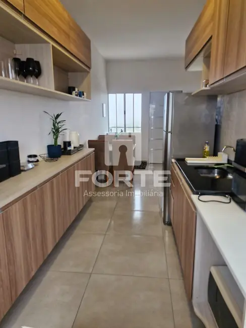 Foto 2 de Casa de Condomínio com 1 quarto à venda e para alugar, 47m2 em Vila São Paulo, Mogi Das Cruzes - SP