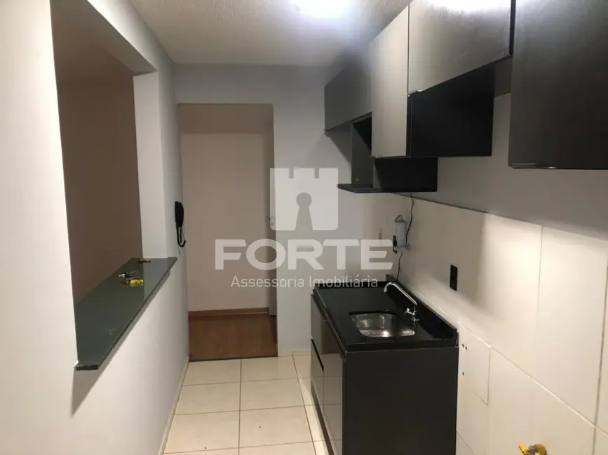 Foto 4 de Apartamento com 2 quartos para alugar, 48m2 em Loteamento Mogilar, Mogi Das Cruzes - SP