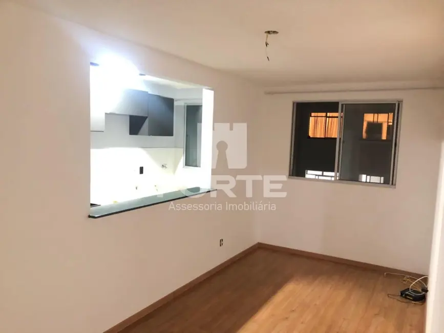 Foto 7 de Apartamento com 2 quartos para alugar, 48m2 em Loteamento Mogilar, Mogi Das Cruzes - SP