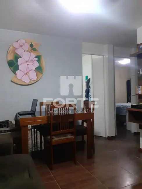 Foto 2 de Apartamento com 2 quartos à venda, 47m2 em Vila Caputera, Mogi Das Cruzes - SP