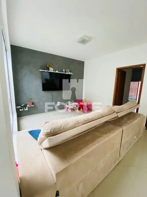 Foto 3 de Casa com 3 quartos à venda, 210m2 em Vila Nova Cintra, Mogi Das Cruzes - SP