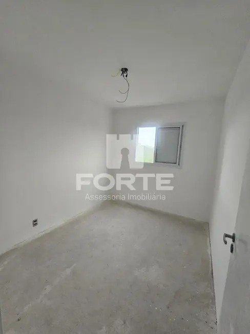 Foto 5 de Apartamento com 2 quartos para alugar, 43m2 em Botujuru, Mogi Das Cruzes - SP