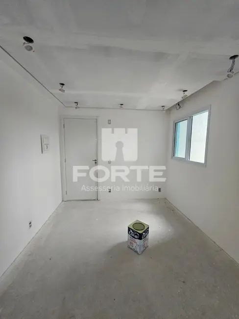 Foto 9 de Apartamento com 2 quartos para alugar, 43m2 em Botujuru, Mogi Das Cruzes - SP