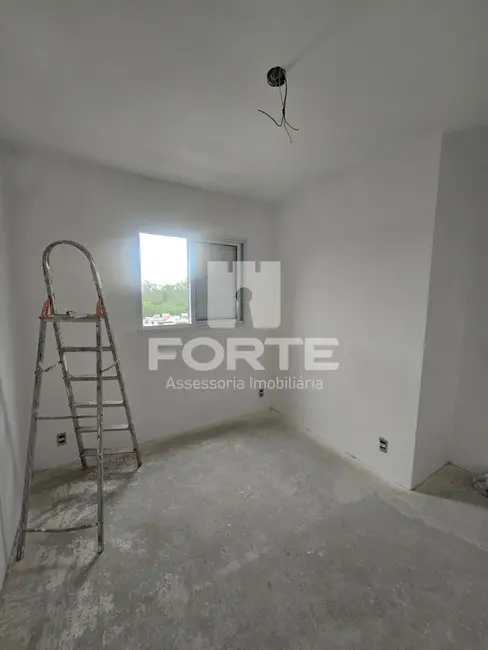 Foto 4 de Apartamento com 2 quartos para alugar, 43m2 em Botujuru, Mogi Das Cruzes - SP