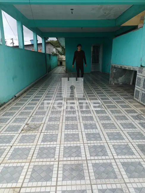 Foto 2 de Casa com 2 quartos para alugar, 120m2 em Vila Cecília, Mogi Das Cruzes - SP