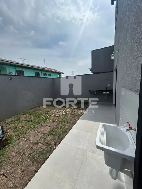 Foto 2 de Casa com 2 quartos à venda, 140m2 em Vila São Paulo, Mogi Das Cruzes - SP