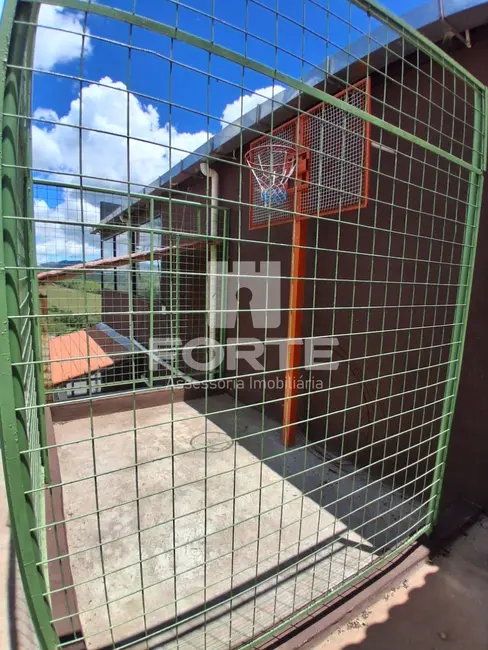 Foto 3 de Sítio / Rancho com 3 quartos à venda, 3000m2 em Sabaúna, Mogi Das Cruzes - SP