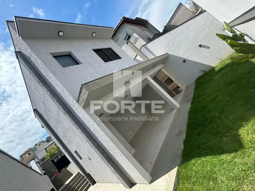 Foto 2 de Casa com 2 quartos à venda, 112m2 em Vila Rei, Mogi Das Cruzes - SP