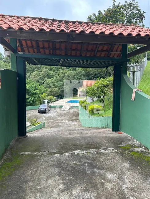 Sítio / Rancho com 4 quartos à venda, 3215m2 em Chácaras Copaco, Aruja - SP - imagem 3 Foto 3 de Sítio / Rancho com 4 quartos à venda, 3215m2 em Chácaras Copaco, Aruja - SP