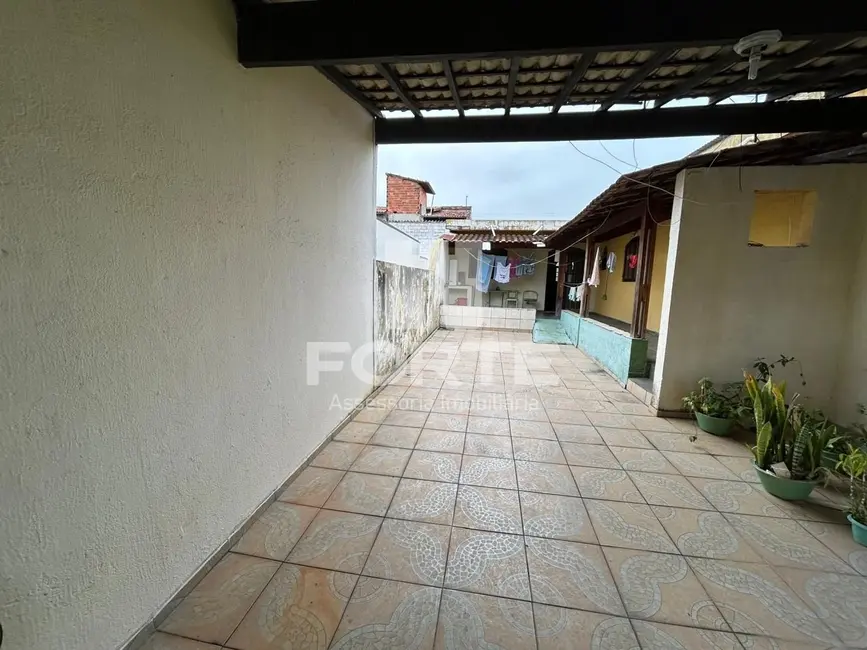 Foto 2 de Casa com 3 quartos à venda, 118m2 em Conjunto Habitacional Brás Cubas, Mogi Das Cruzes - SP