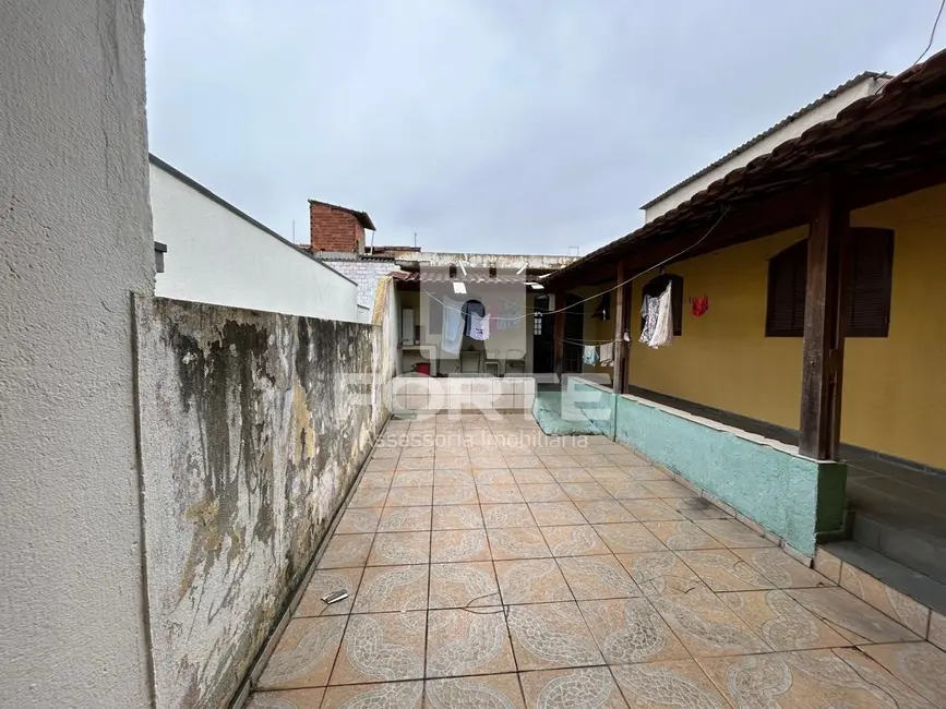 Foto 3 de Casa com 3 quartos à venda, 118m2 em Conjunto Habitacional Brás Cubas, Mogi Das Cruzes - SP